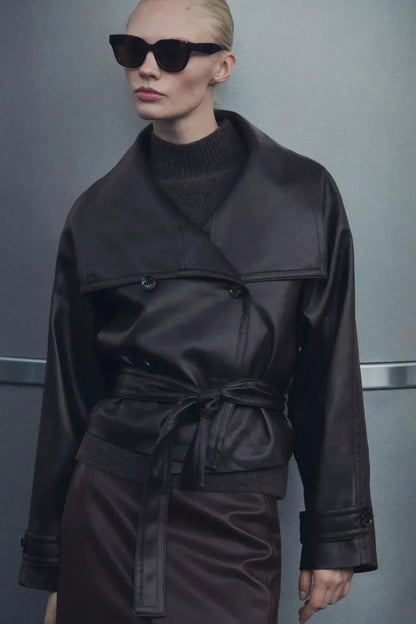 Melova | Veste Soho